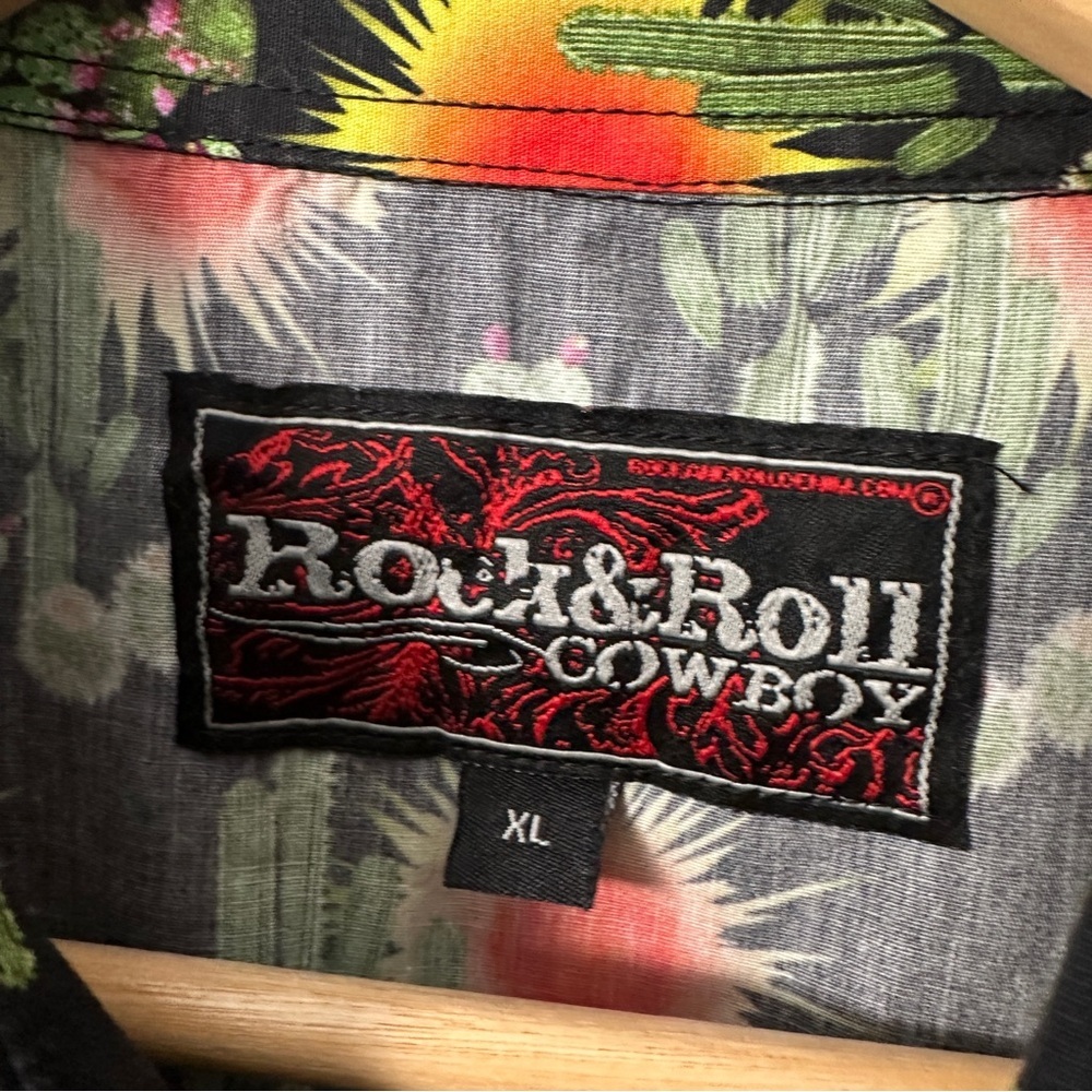 Sunflower Patterned Casual Button Down Shirt - image 5